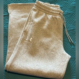 Women’s Under Armour pants